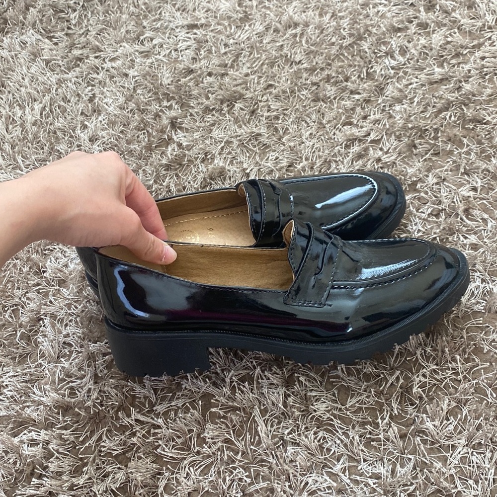 woman’s loafers